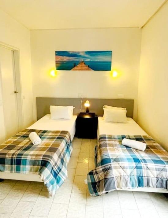 Central Atlantic Beach Guesthouse コスタ・ダ・カパリカ エクステリア 写真